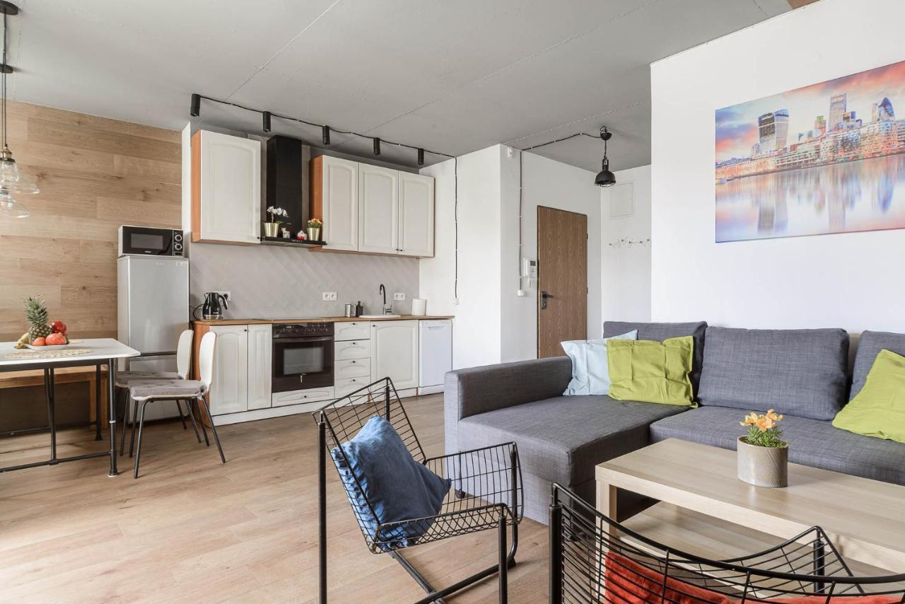 Stylish Apartment In The City Center Of Warsawa Bagian luar foto