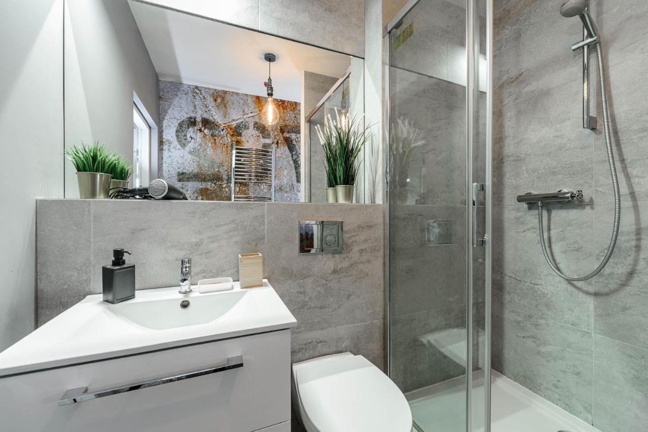 Stylish Apartment In The City Center Of Warsawa Bagian luar foto